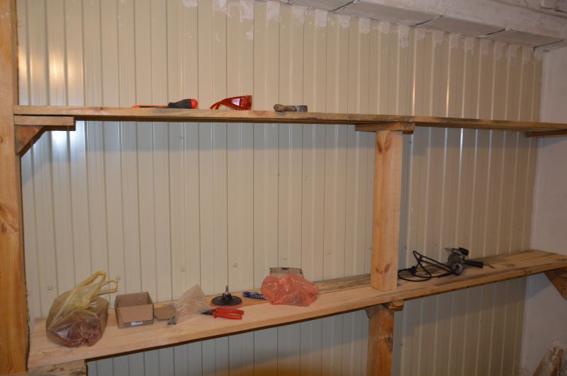 Shelf System Installation
